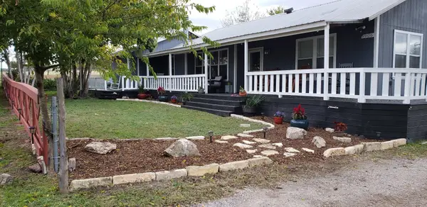 8906 Cele Rd, Manor, TX 78653