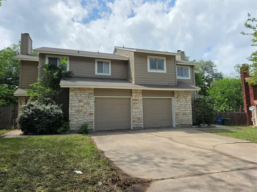 8818 Clearbrook Trl, Austin, TX 78729 - #2