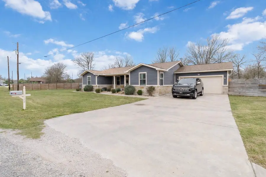 152 Keawakapu Dr, Bastrop, TX 78602 - Image #2