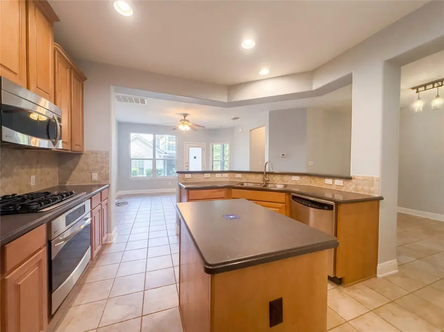 104 Perpetuation Dr, Austin, TX 78734 - #2