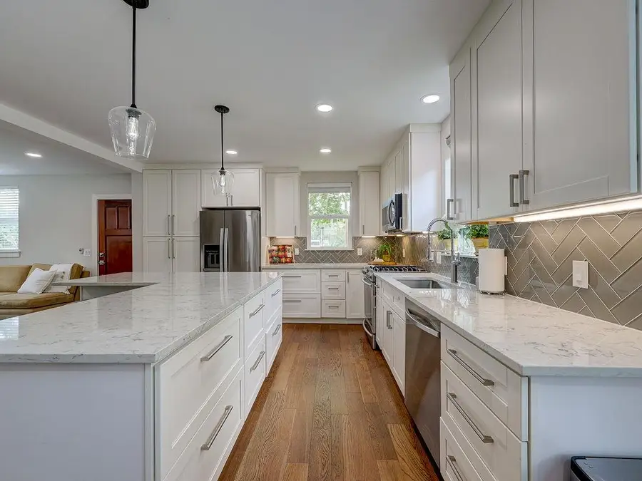 2400 Canterbury St, Austin, TX 78702 - #3