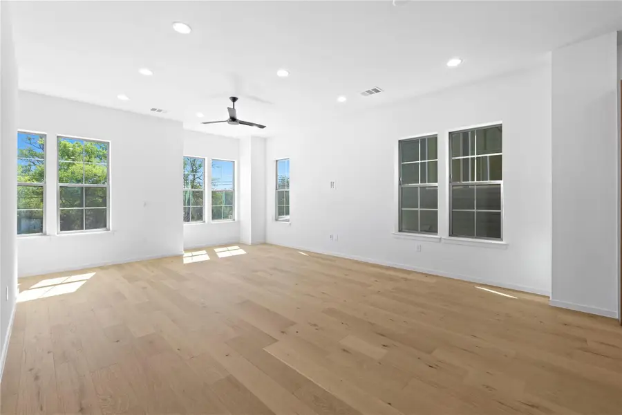 3500 Pecan Springs Rd #4, Austin, TX 78723 - #2