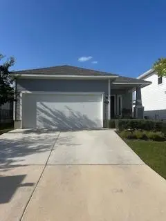 124 Tillage Rd, Elgin, TX 78621 - #1
