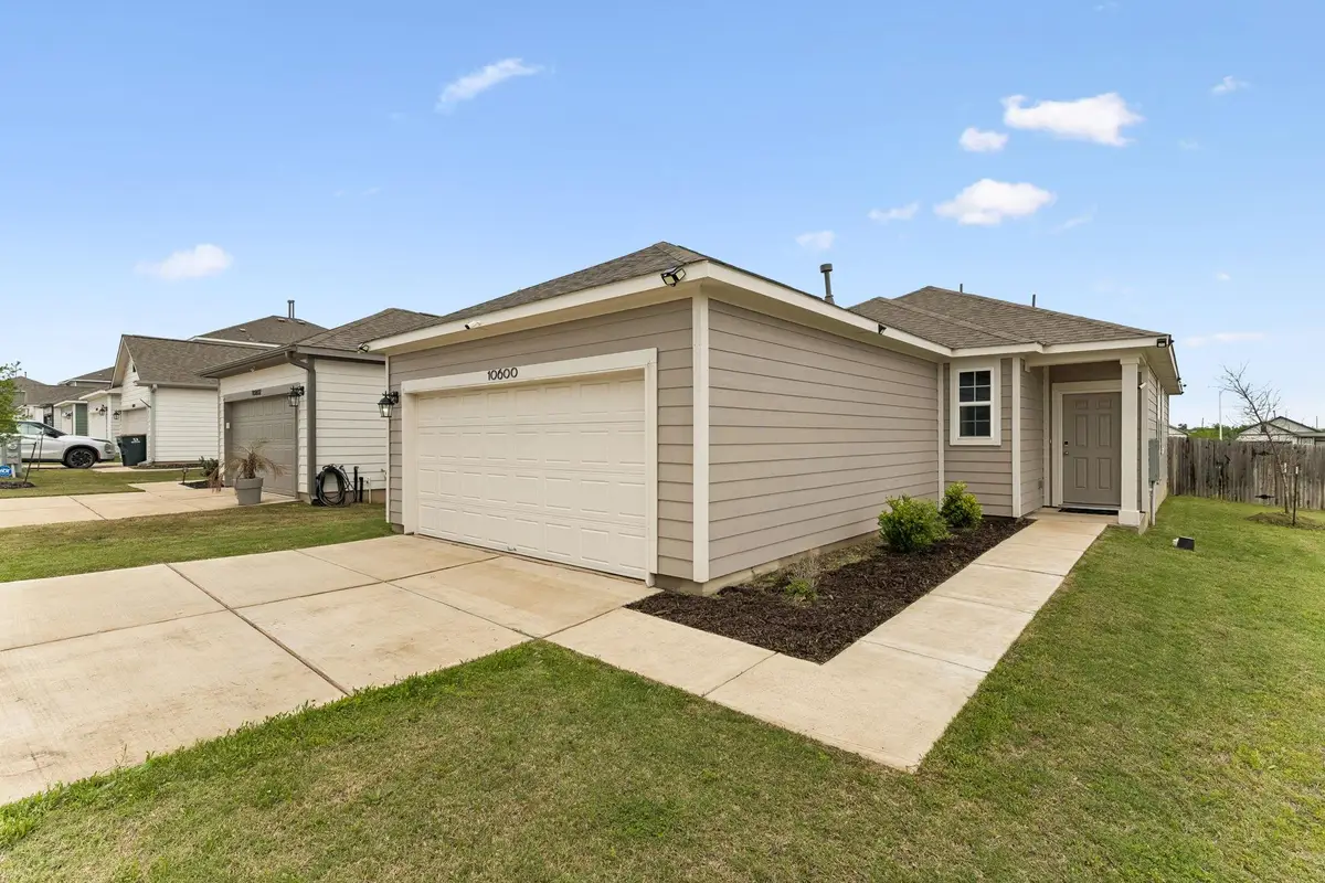 10600 Ridan Way, Buda, TX 78610 - #1