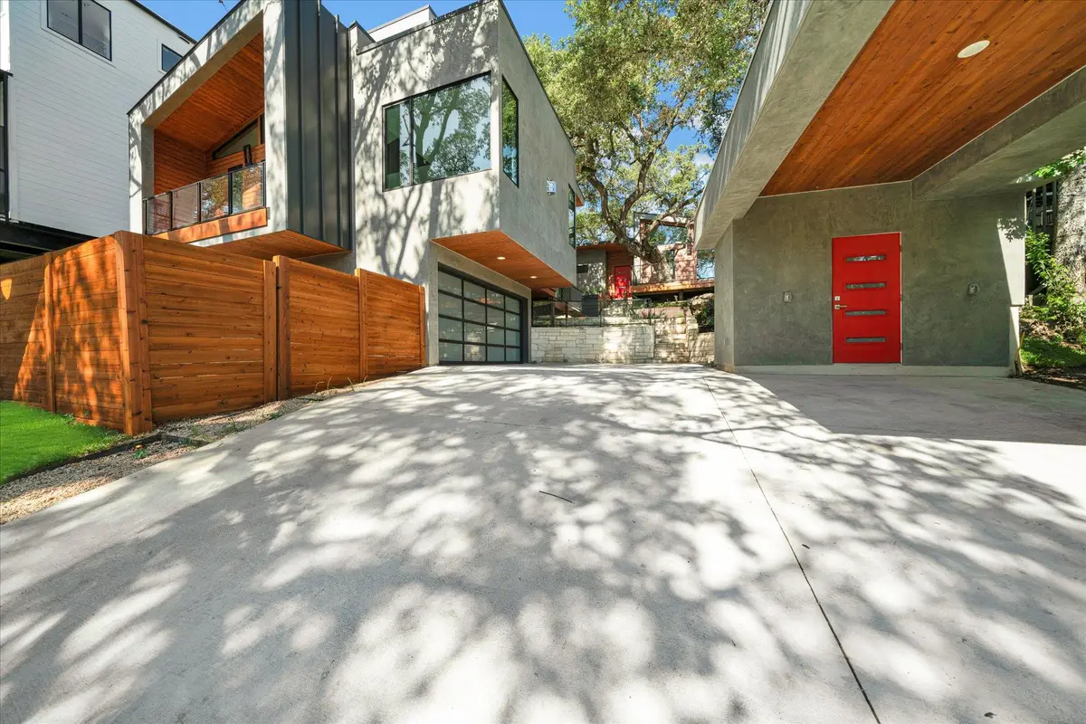 2610 Carnarvon Ln #Apt B, Austin, TX 78704 - Image #1