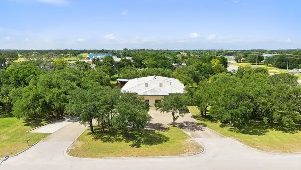 101 John Kelly St, Burnet, TX 78611