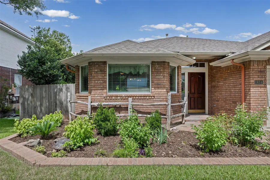 1824 Red Rock Dr, Round Rock, TX 78665 - #2