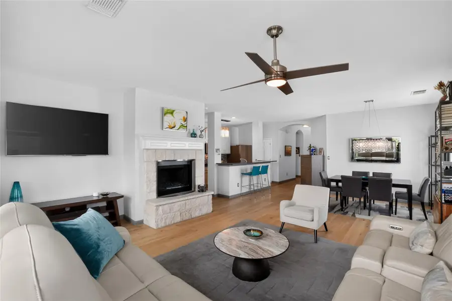 2713 Kinney Oaks Ct, Austin, TX 78704 - #2
