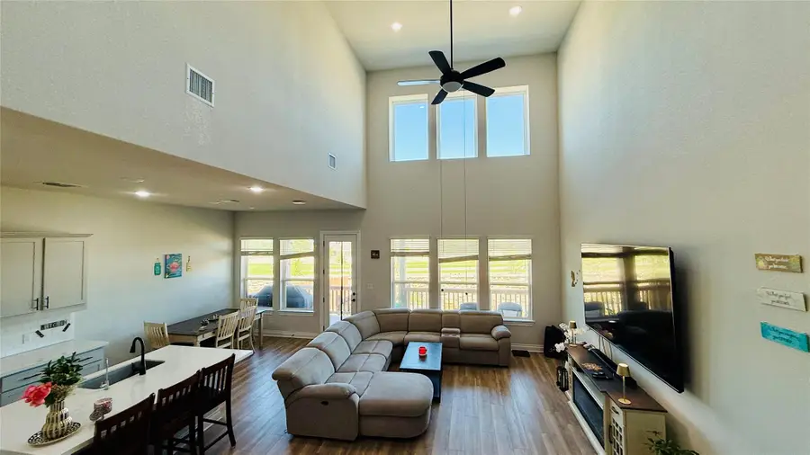 1304 Snowdrop Dr, Georgetown, TX 78628 - #2