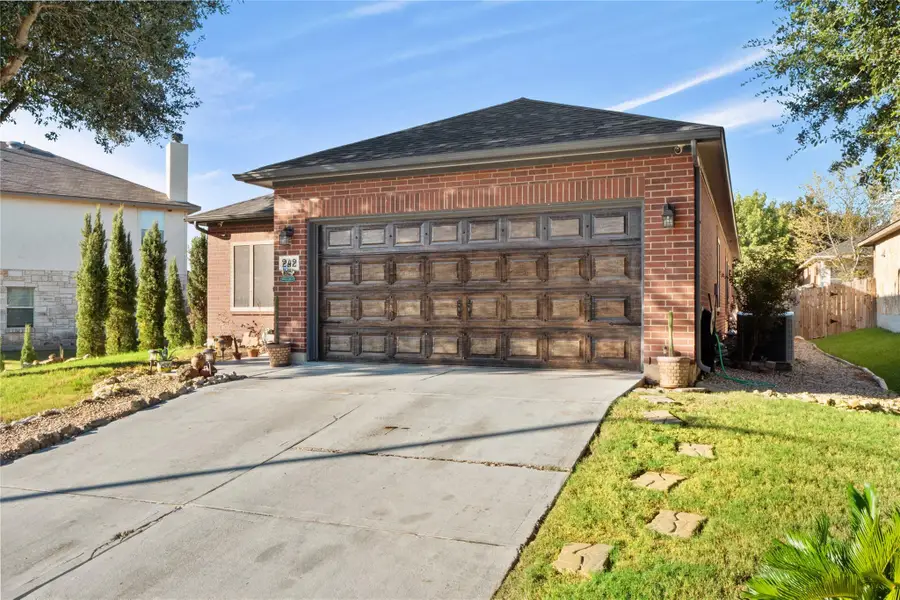 242 Coach Dr, Buda, TX 78610 - #2