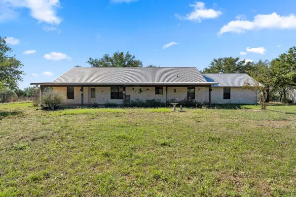 107 Saddle Horn Dr, Burnet, TX 78611