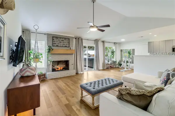 7300 Glenhill Rd, Austin, TX 78752