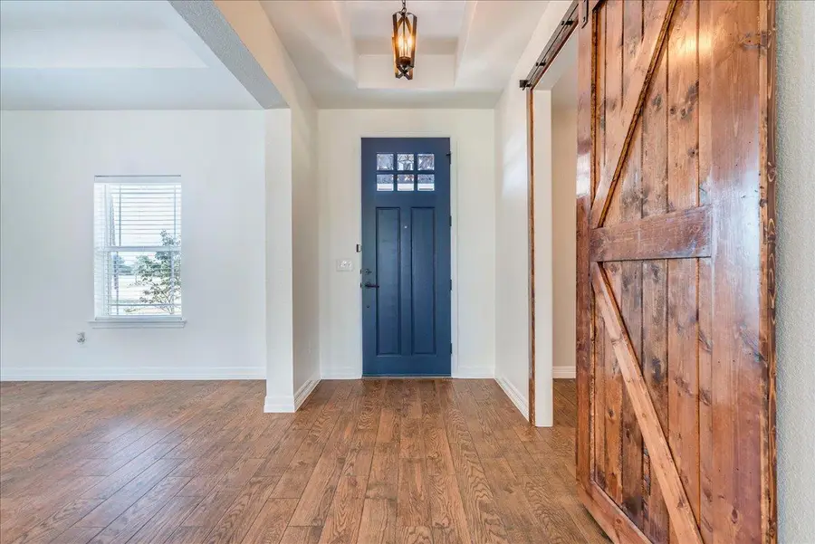 109 Deep Lake Cir, Liberty Hill, TX 78642 - #3