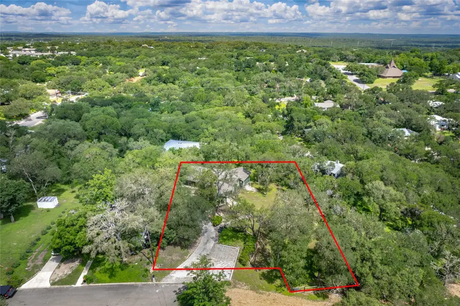 210 Harvard St, San Marcos, TX 78666 - #2