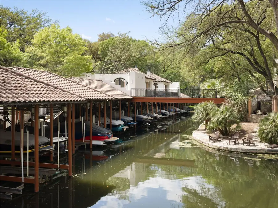 1937 Rue De St. Tropez #10, Austin, TX 78746 - #2