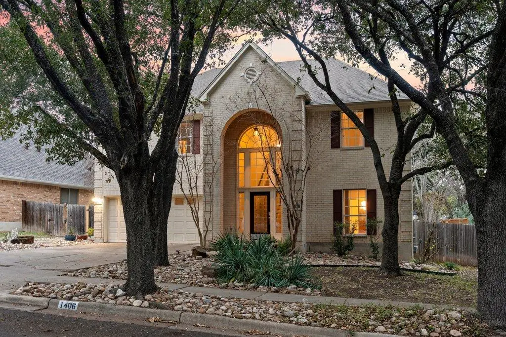 1406 Dapplegrey Ln, Austin, TX 78727 - #1