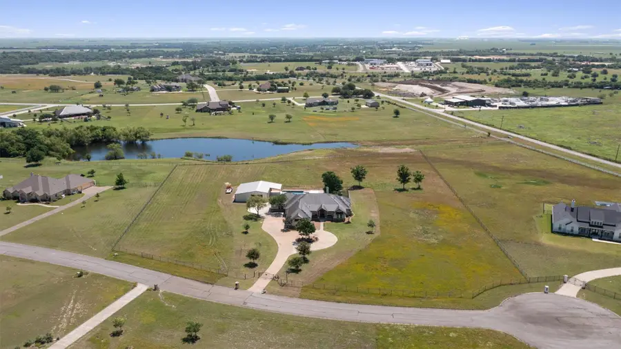 619 Heritage Cv, Hutto, TX 78634 - #2