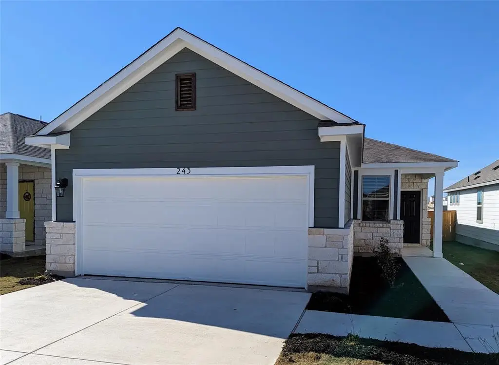 243 Kellys Heroes Way, Jarrell, TX 76537 - #1