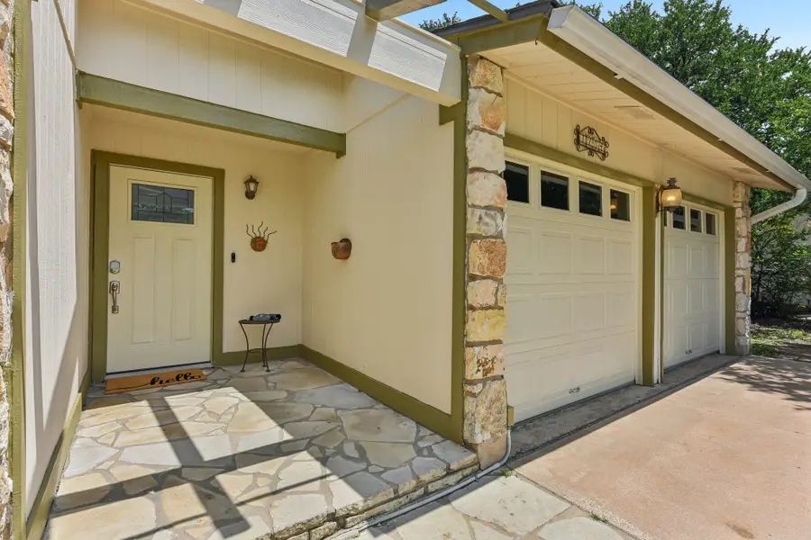 1204 Glen Cv, Round Rock, TX 78681 - #2
