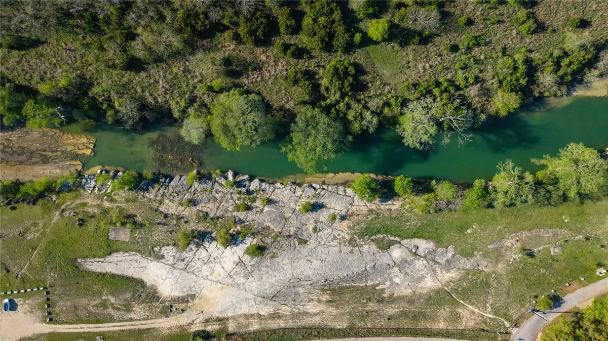 107 Edgewater Dr, Wimberley, TX 78676 - #1