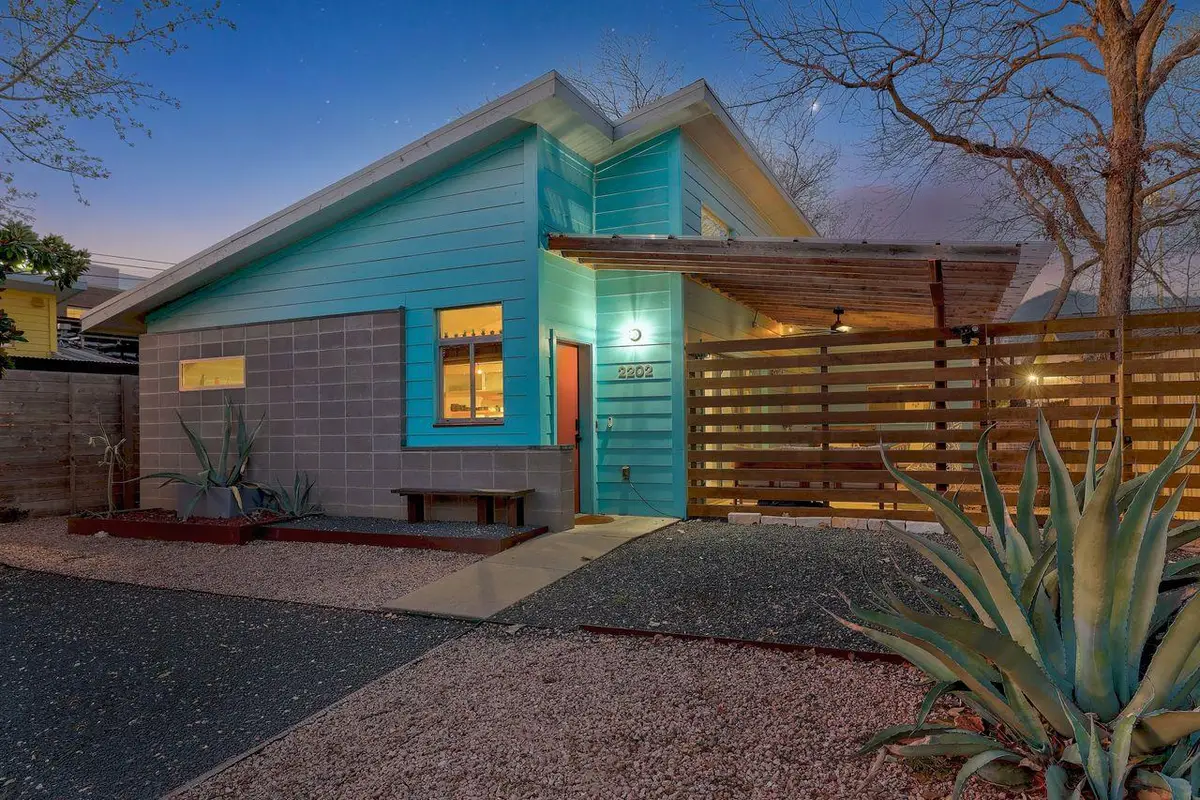 2202 Santa Rosa St, Austin, TX 78702 - #1