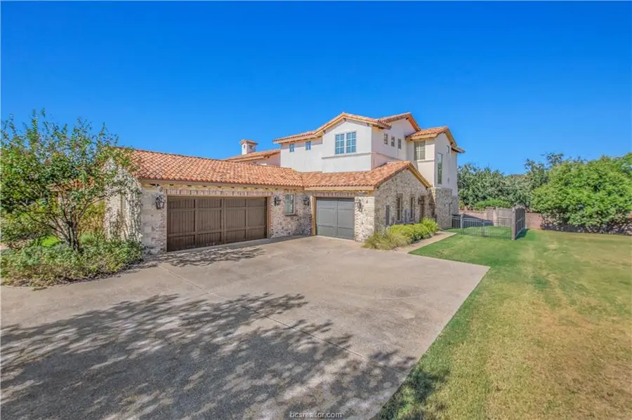 4207 Tuscany Ct, Bryan, TX 77802 - #3