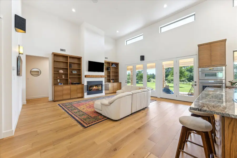 405 Spicewood Trails Dr, Spicewood, TX 78669 - Image #3