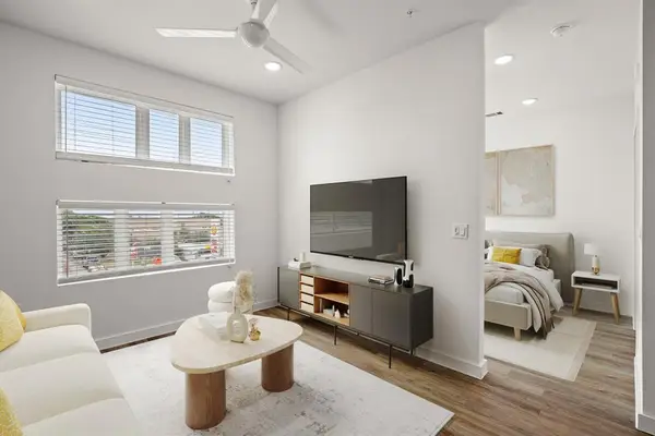 6324 N Lamar Blvd #424, Austin, TX 78752