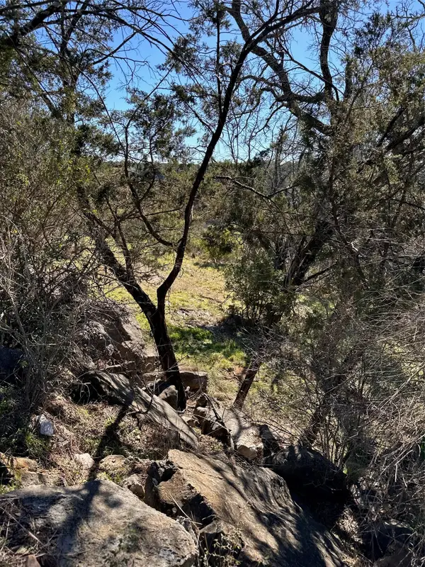 301 Yucca Dr, Horseshoe Bay, TX 78657