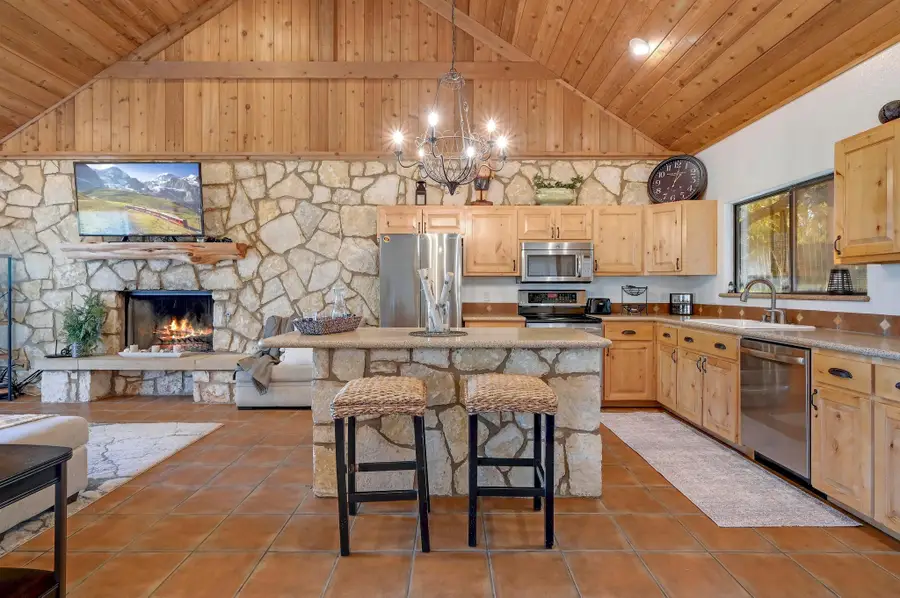 401 Madrone Canyon Dr, Dripping Springs, TX 78620 - #2