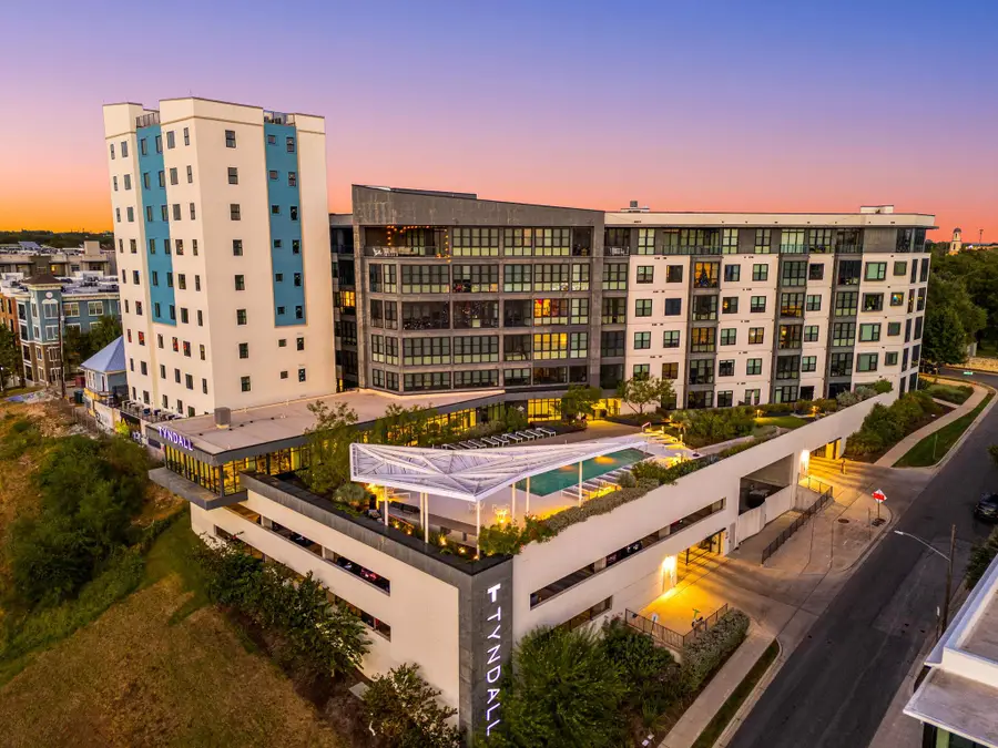 800 Embassy Dr #229, Austin, TX 78702 - Image #2