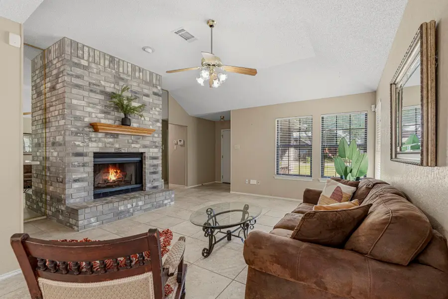 1001 Cedar Falls St, Round Rock, TX 78681 - #2