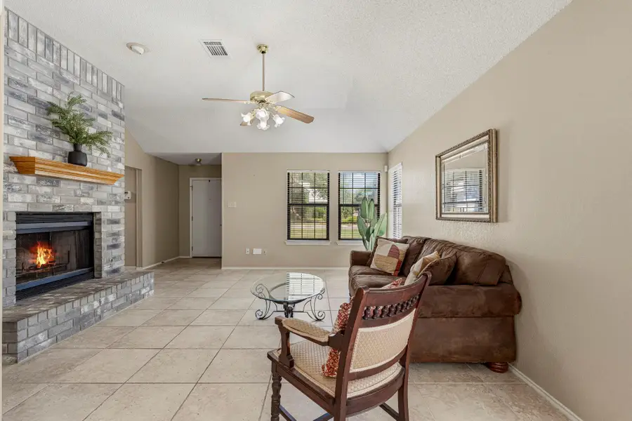 1001 Cedar Falls St, Round Rock, TX 78681 - #3