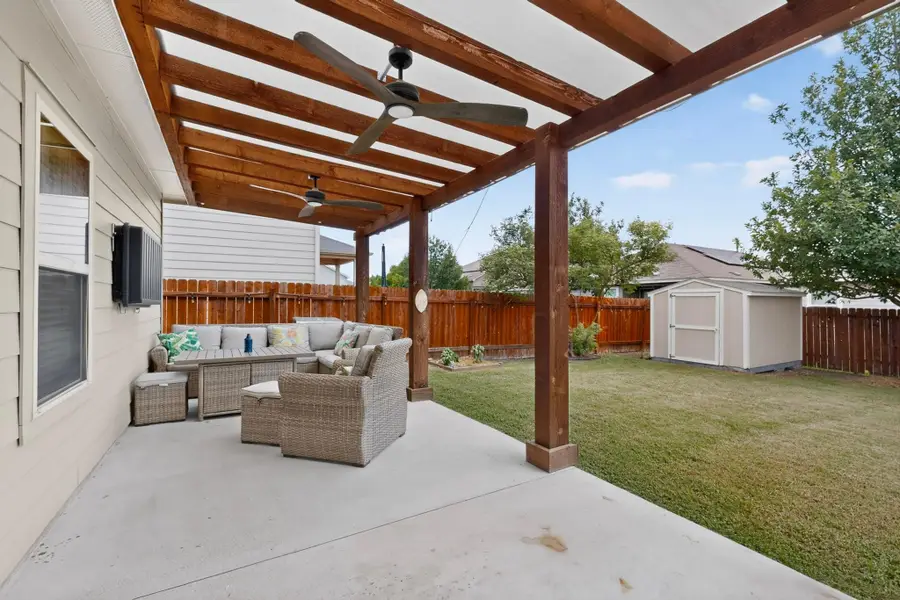 6901 Vail Ridge St, Austin, TX 78744 - #2