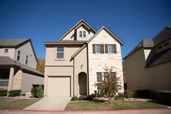 13501 Metric Blvd #15, Austin, TX 78727