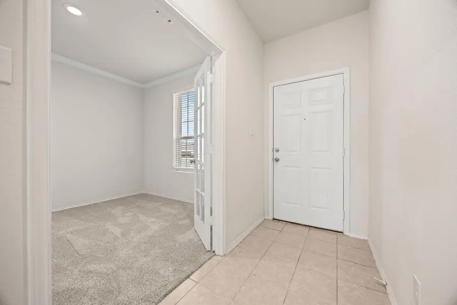 308 Bedford Falls Ln, Jarrell, TX 76537 - Image #3