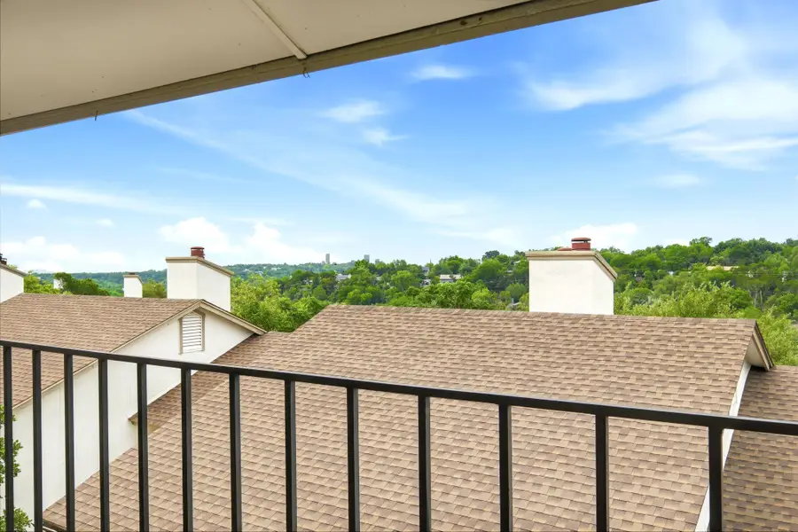 6910 Hart Ln #912, Austin, TX 78731 - #3