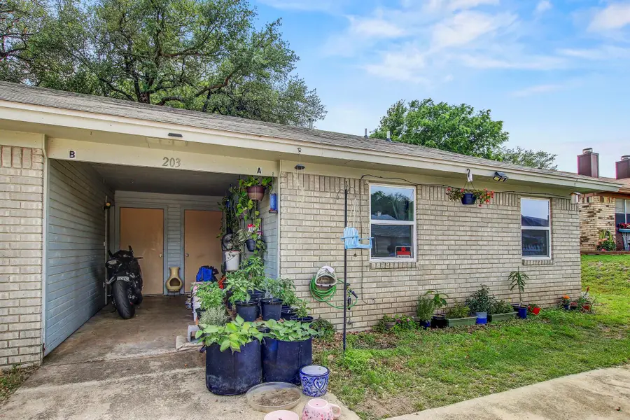 203 Sorrell Dr #A & B, Copperas Cove, TX 76522 - #3