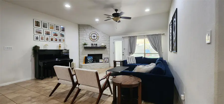 11709 Via Grande Dr, Austin, TX 78739 - #2
