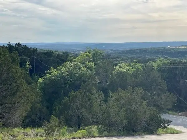 8403 Briar Wood Cir, Lago Vista, TX 78645