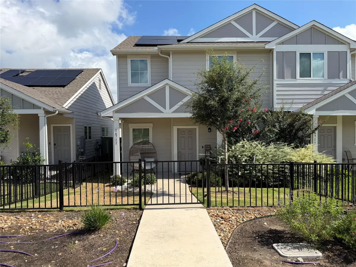 16711 Radiant Dr, Manor, TX 78653 - #1