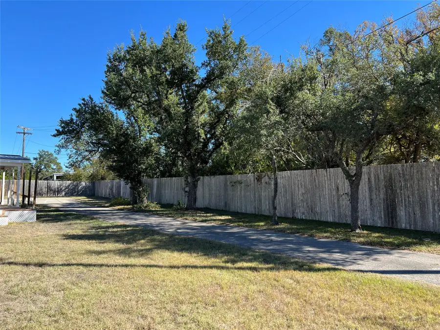 27306 Rr #12, Dripping Springs, TX 78620 - Image #2