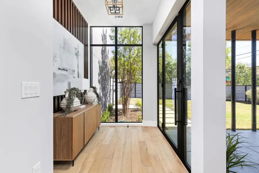 700 Wayside Dr, Austin, TX 78703 - #2