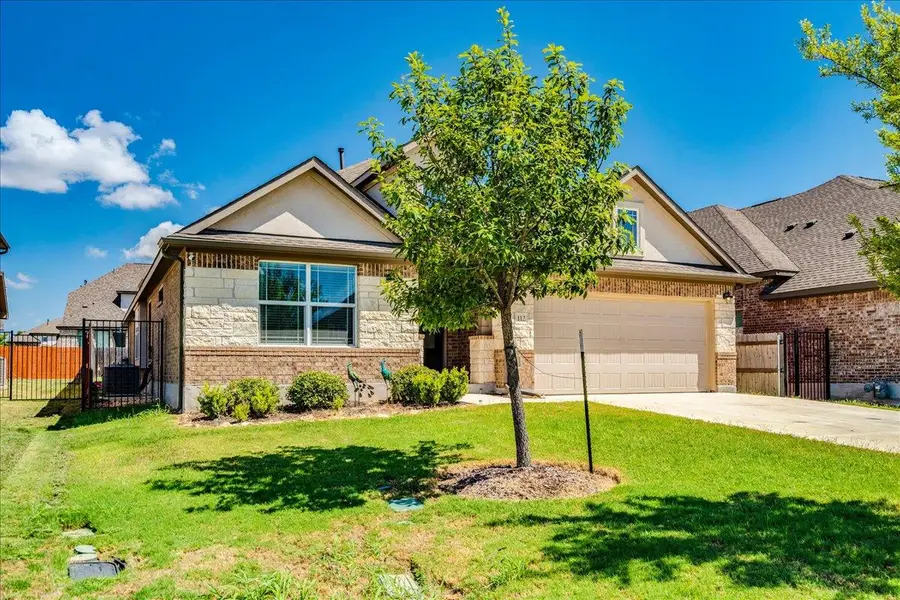112 Ray Ct, Liberty Hill, TX 78642 - #3