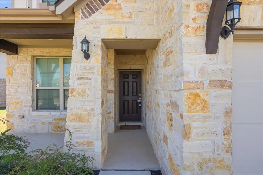 106 N Barley Fork Ln, Hutto, TX 78634 - Image #3