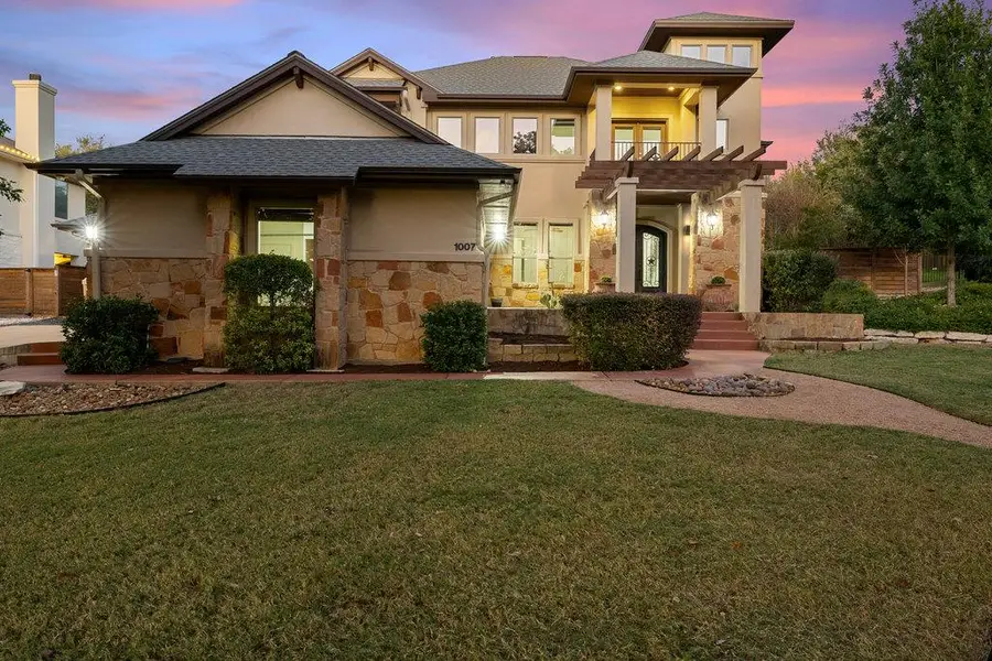 1007 Ogden Dr, Austin, TX 78733 - Image #2