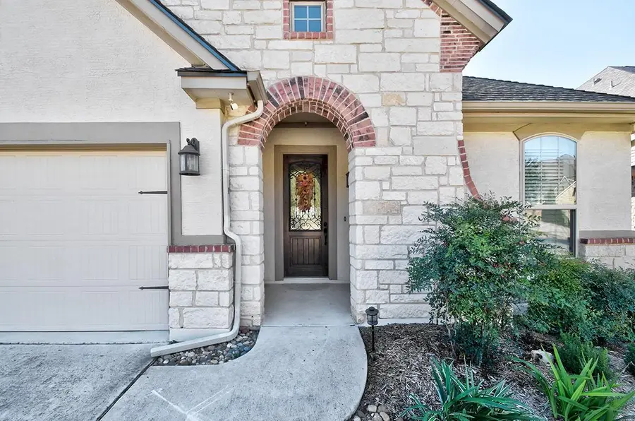930 Dulce Vis, San Antonio, TX 78260 - Image #2