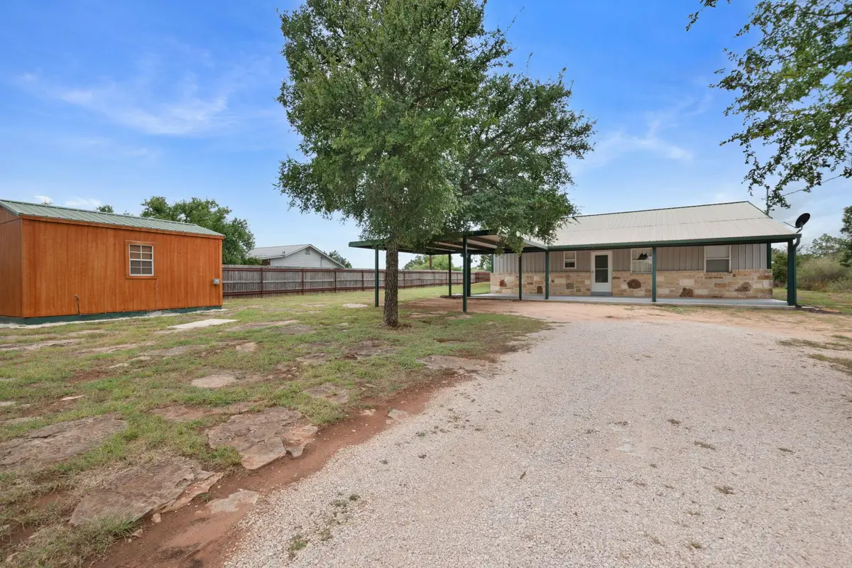 204 Deer Ridge Dr, Burnet, TX 78611 - #1