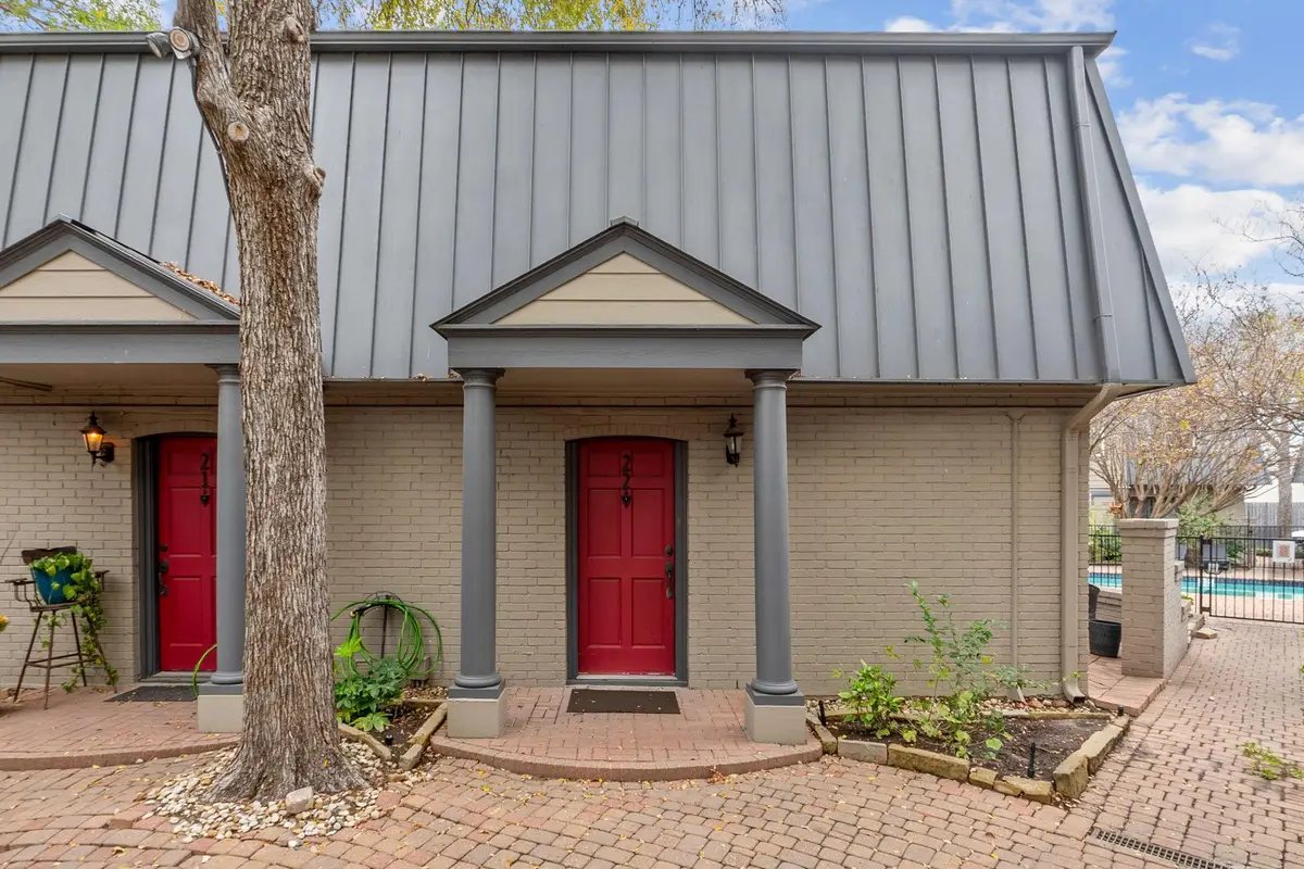 2500 Steck Ave #22, Austin, TX 78757 - #1