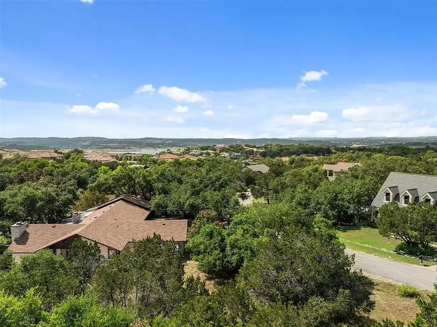 402 Malabar St, Lakeway, TX 78734 - #2